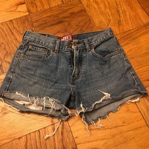 Levi shorts